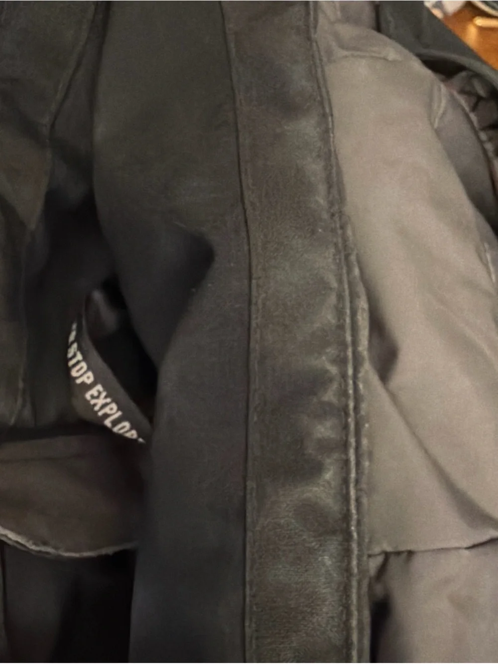The North Face Hyvent Black Hooded field Raincoat with Flap Pockets Sz XL